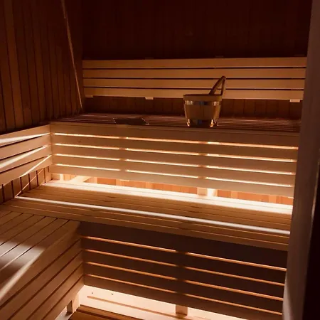 Aurora - Zlatni Javor Jahorina