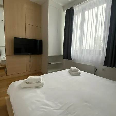 Aurora - Zlatni Javor Apartamento *